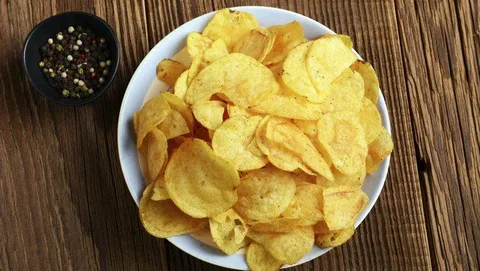 تصویر 1 از چیپس سرکه‌ نمکی فیدل با طعم تیز و خوشمزه